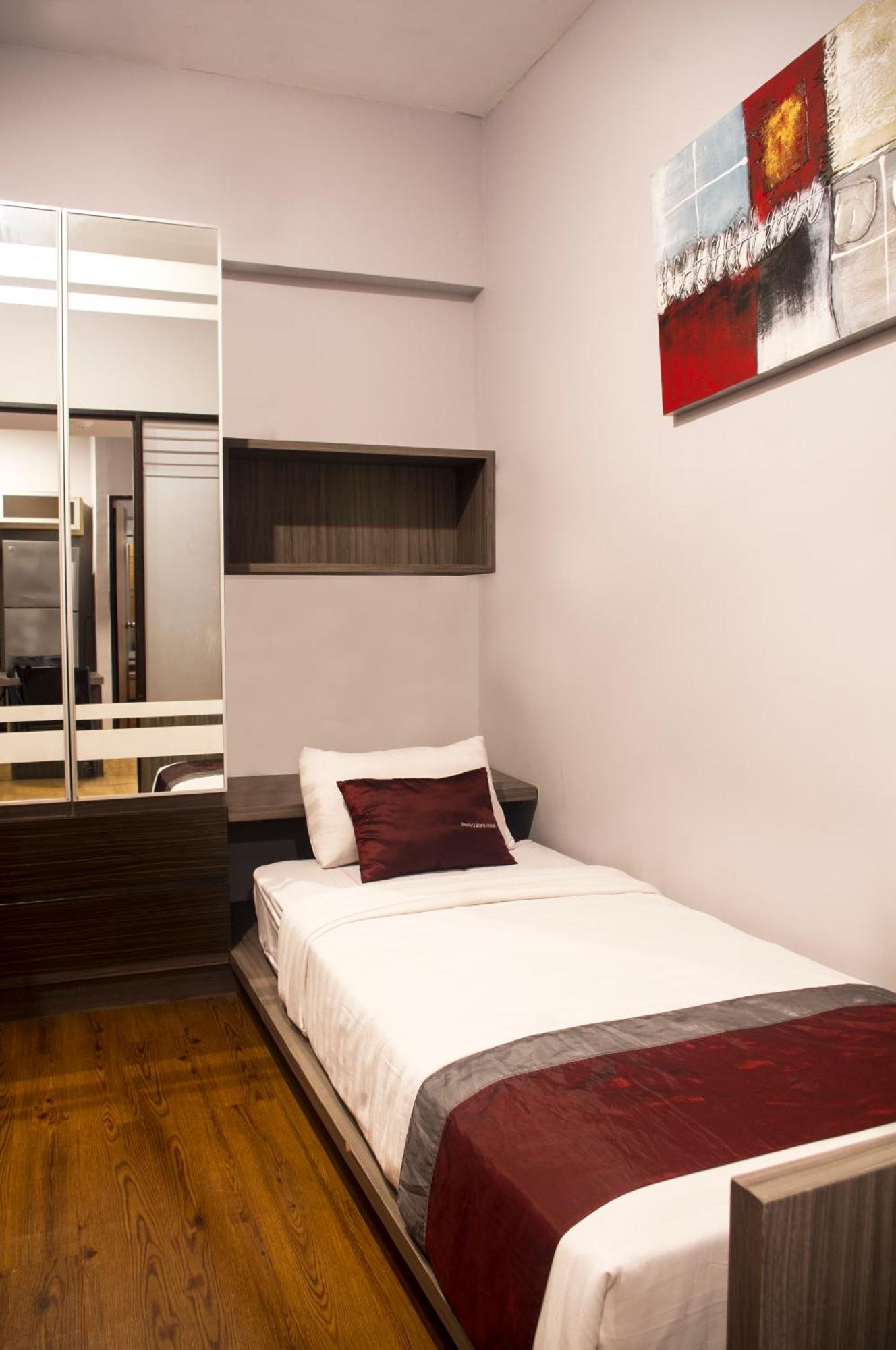 Valore Hotel Cimahi Экстерьер фото