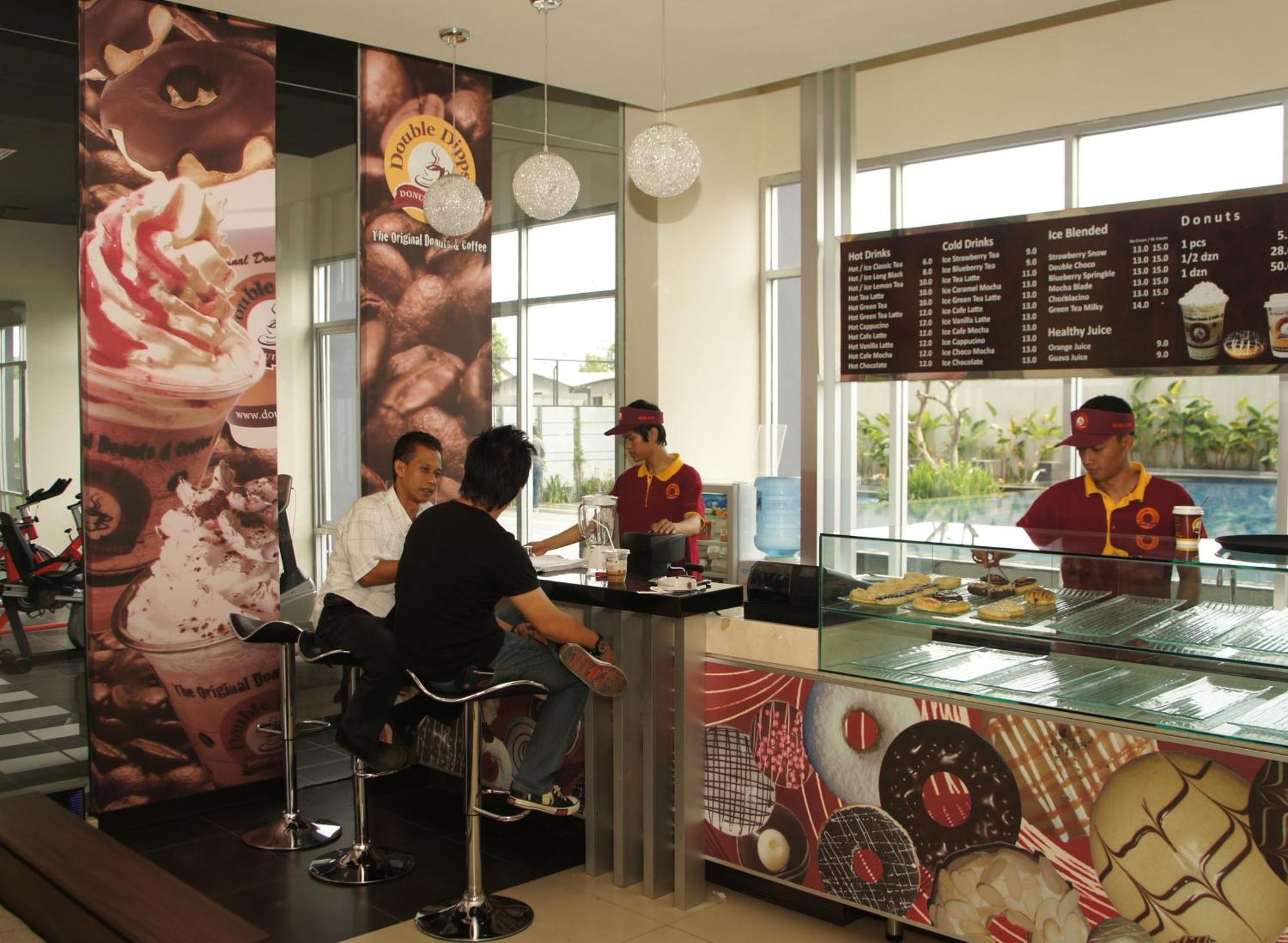 Valore Hotel Cimahi Экстерьер фото